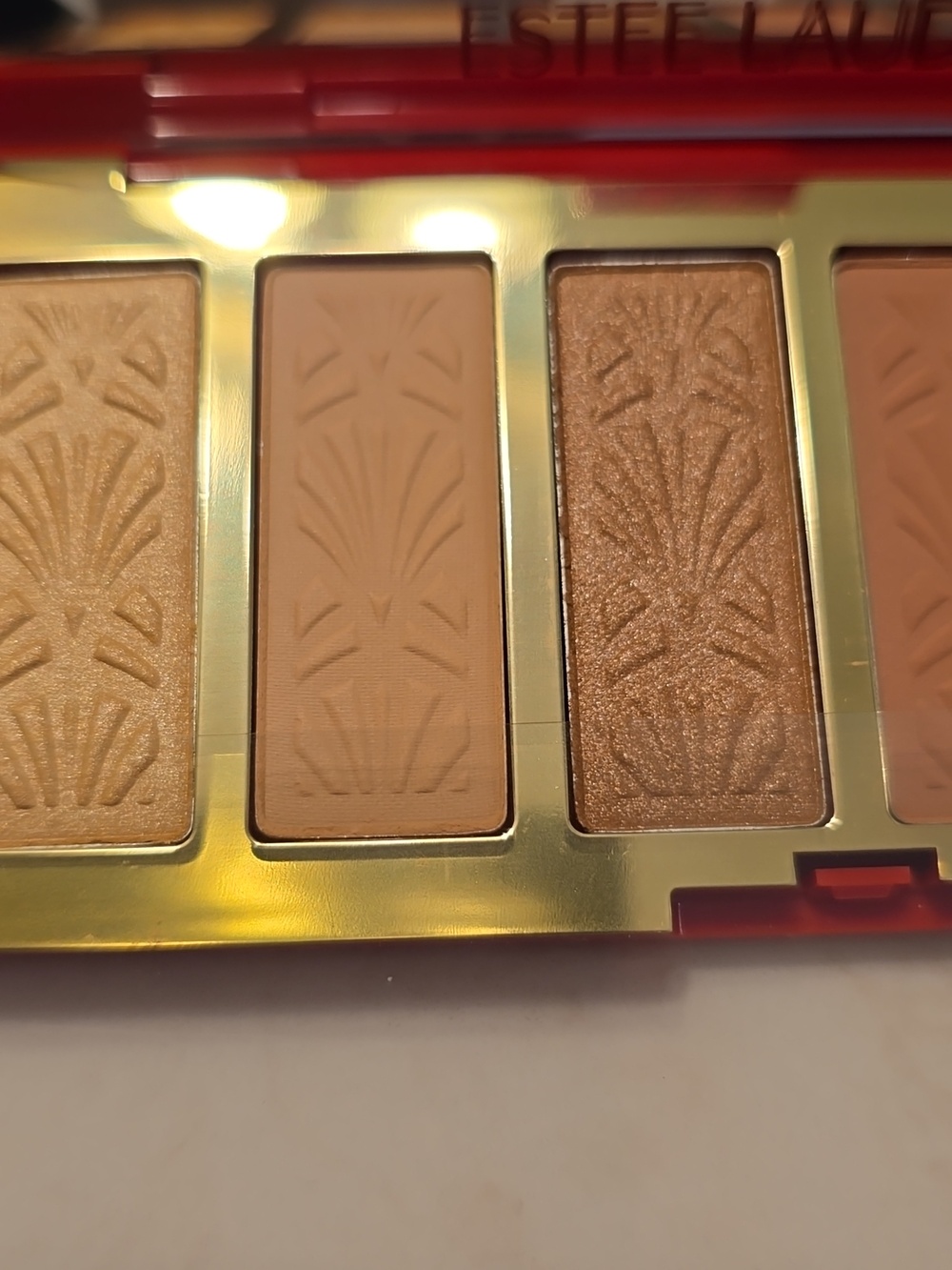 Estee Lauder Red and Gold Patterned Eyeshadow Pallette - Picture 5 of 6